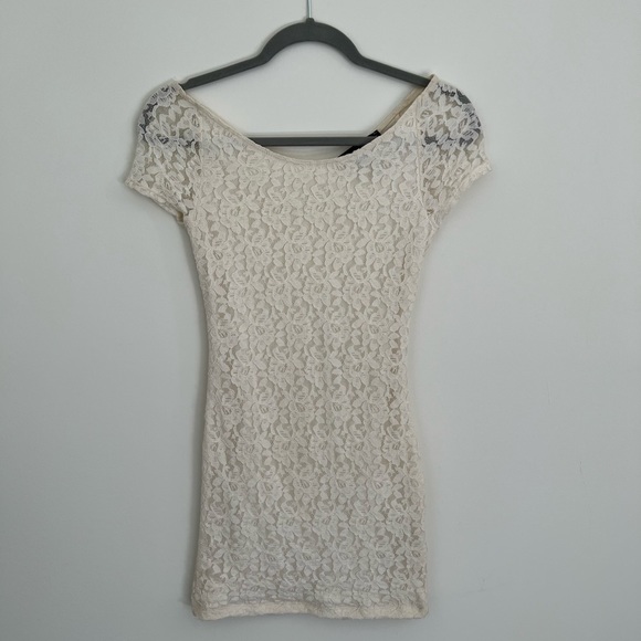 Top Shop Lace Minidress in White Size 4 (runs small) - Picture 5 of 8